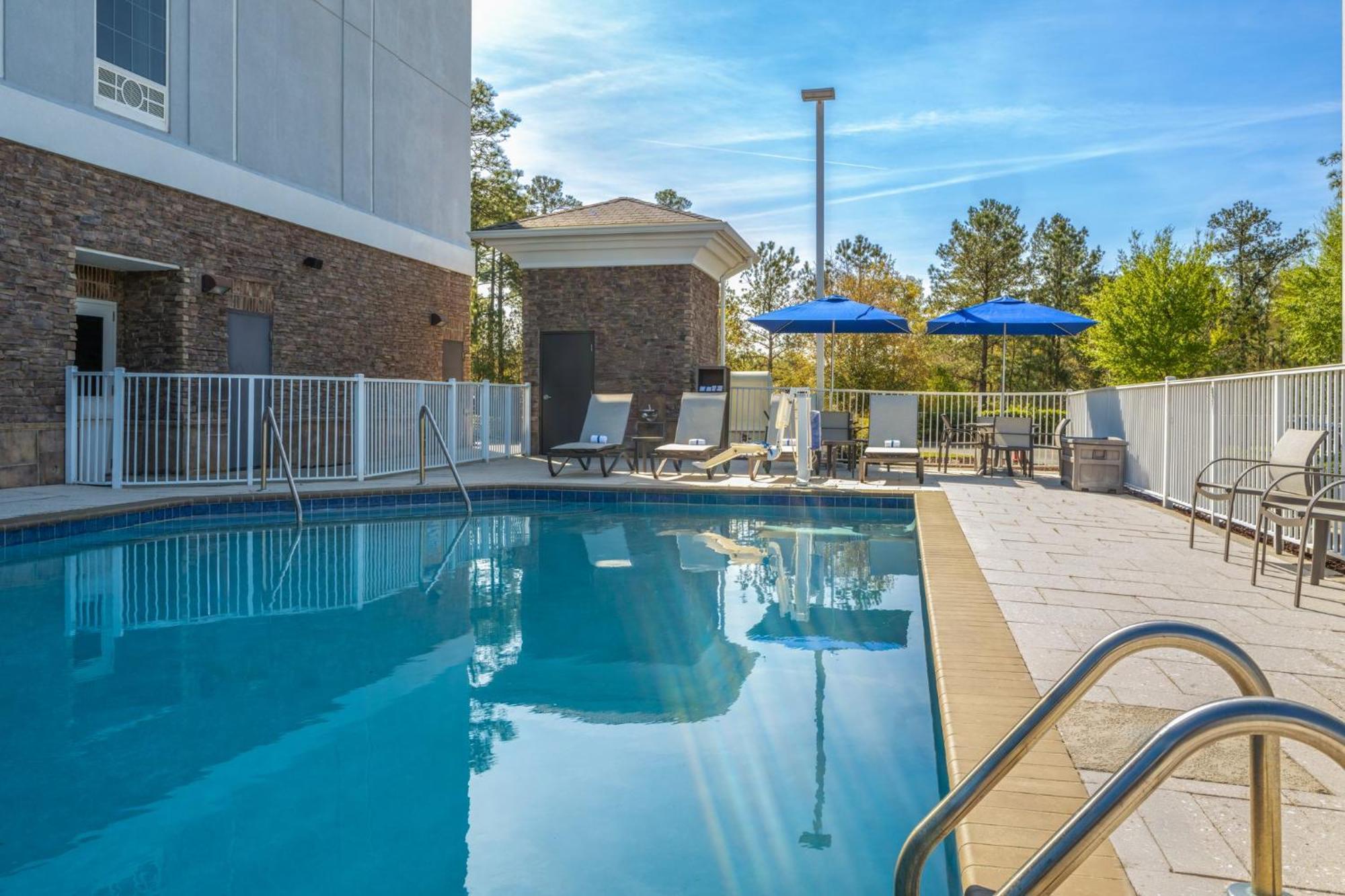 Holiday Inn Express & Suites Aiken By Ihg מראה חיצוני תמונה